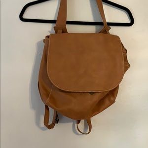 Universal thread backpack